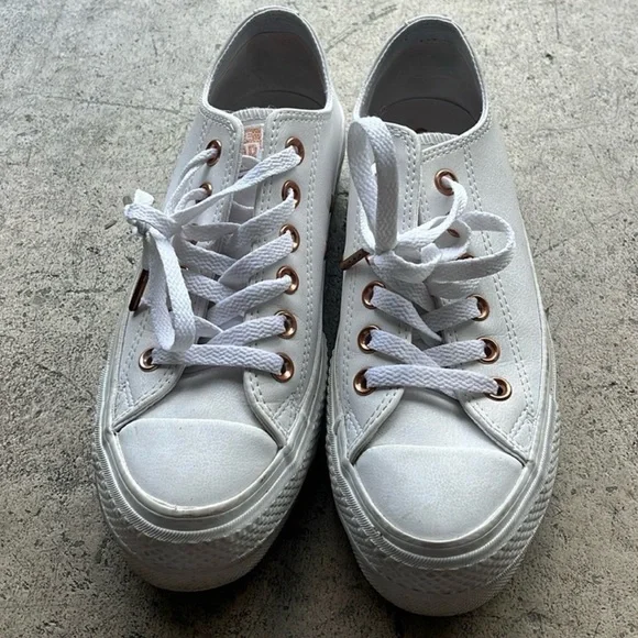 Converse White platform Sneakers with Rose Gold Accents - Picture 1 of 2